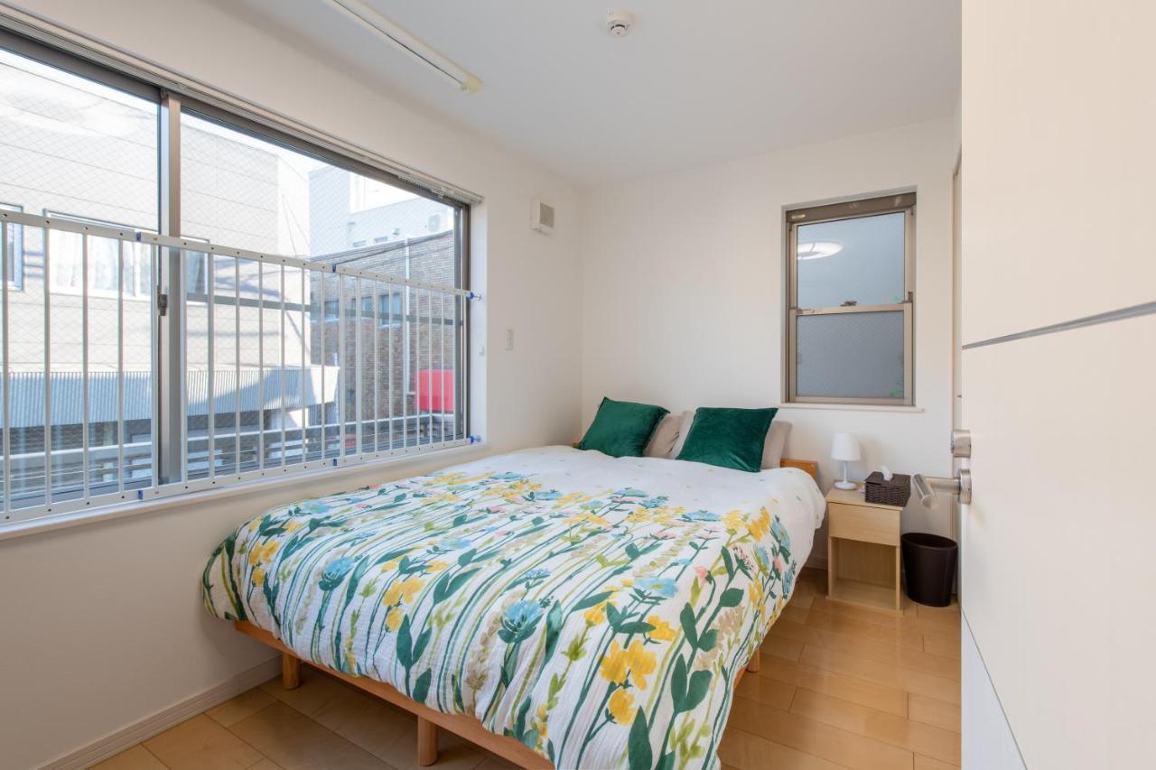 新宿6丁目戸建 Tokyo Esterno foto
