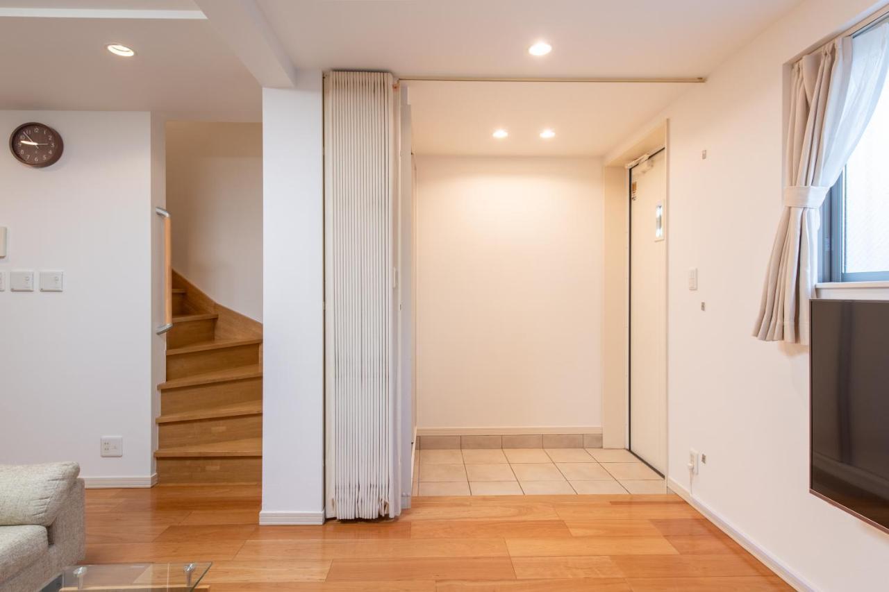 新宿6丁目戸建 Tokyo Esterno foto