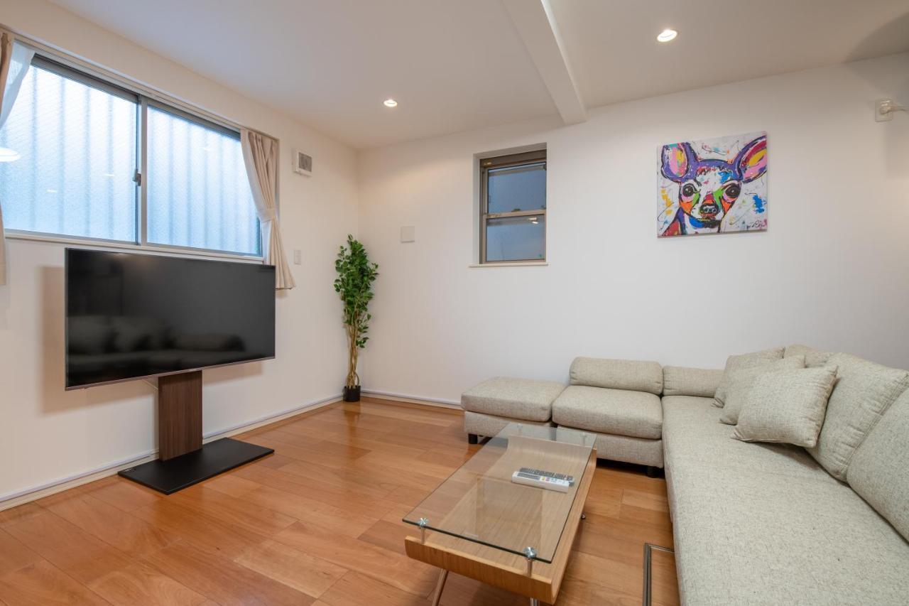 新宿6丁目戸建 Tokyo Esterno foto