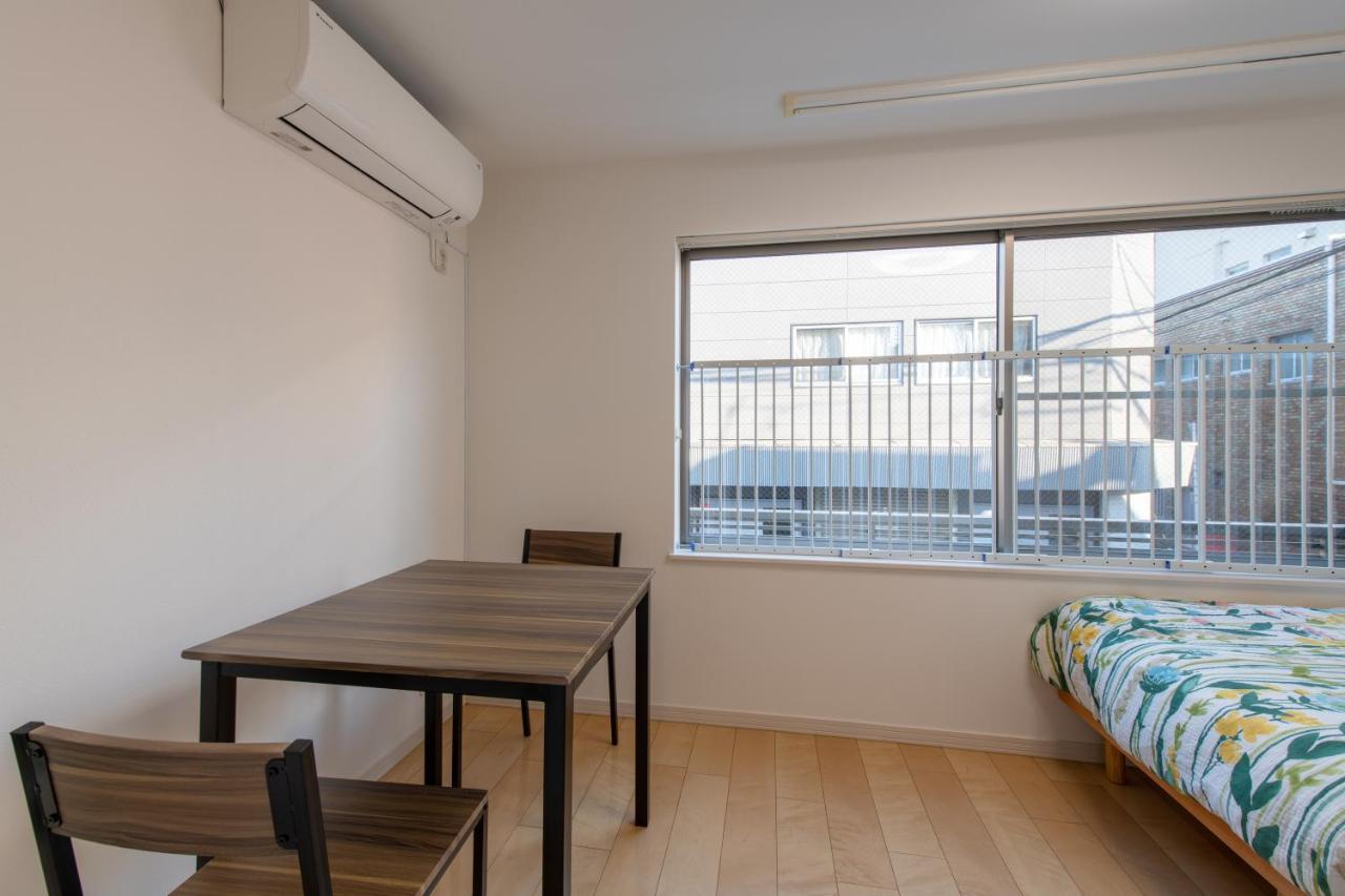 新宿6丁目戸建 Tokyo Esterno foto